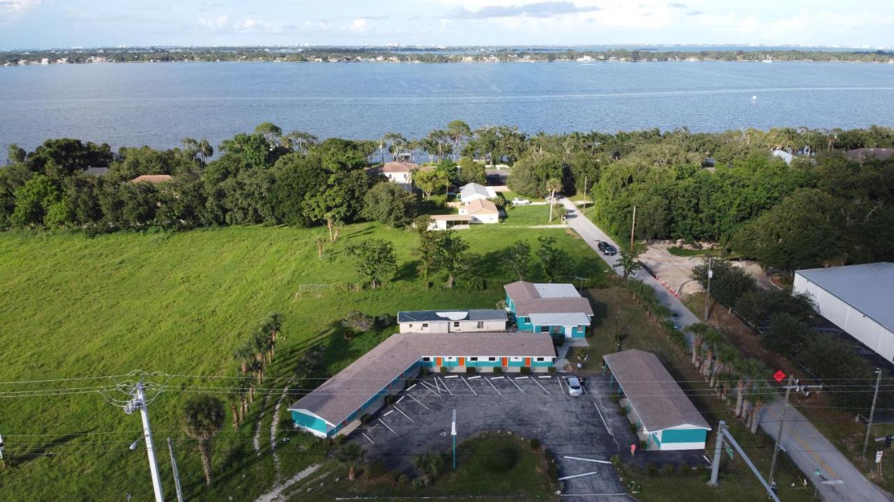 Hotel The Bonsai Rockledge Esterno foto